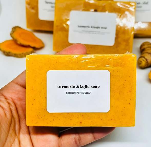 Savon Anti-Imperfections au Curcuma
